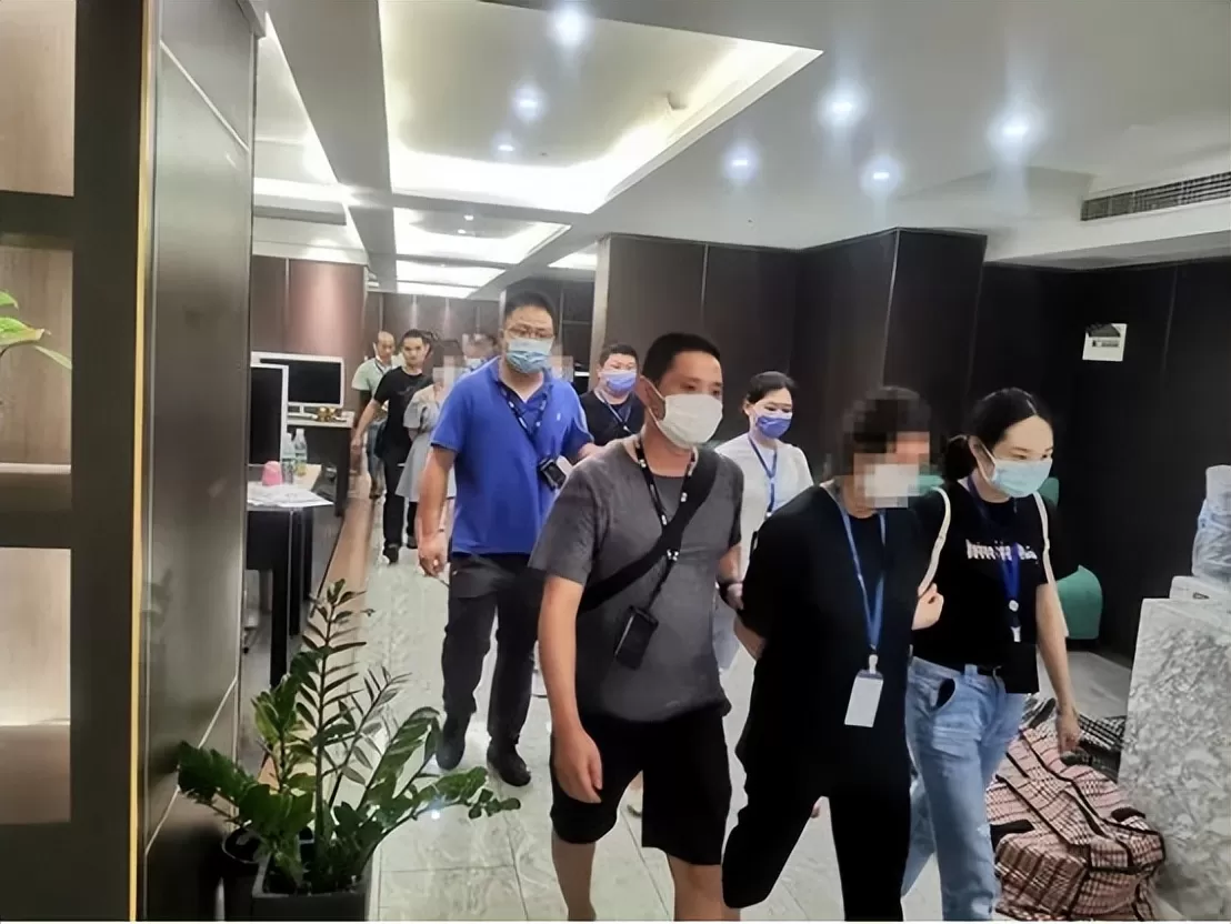 杀鸟盘：专盯已婚妇女，用几块钱买走个人全部尊严，有多可怕？