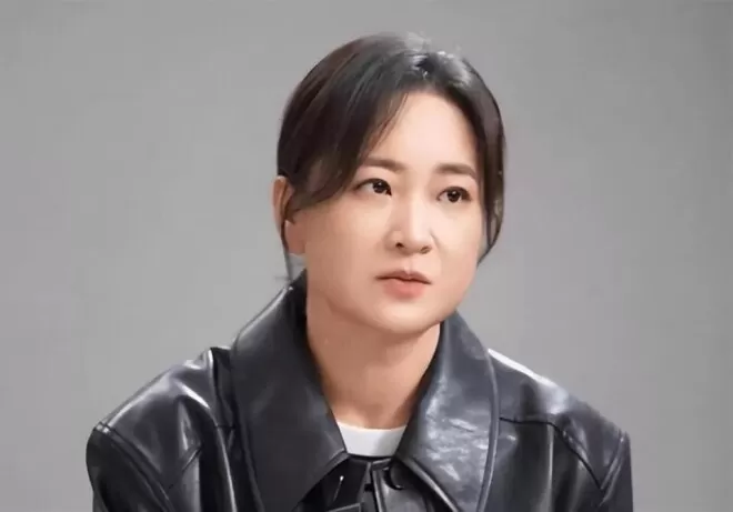44岁性情大变的贾玲，早已走上另一条路
