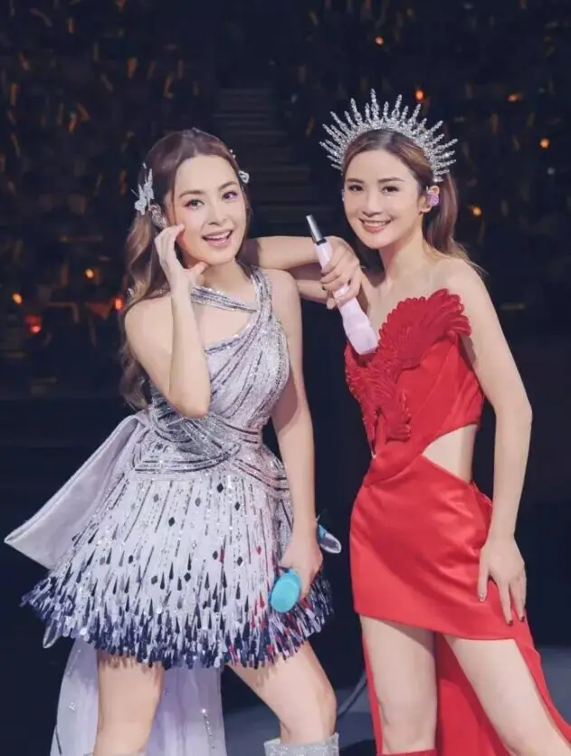 阿娇晒出香港的豪宅,全屋布置温馨舒适,富有少女气息