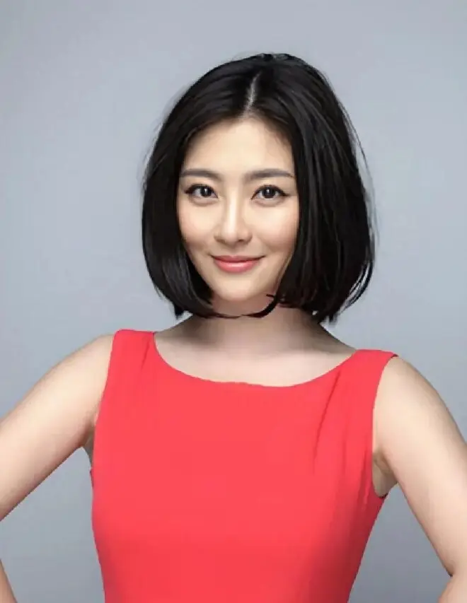 39岁女演员自曝破产！70万积蓄几天亏光，如今靠老母亲2000元度日