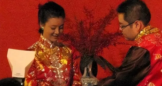 车晓谈前夫:除了我妈他最爱我,但他的爱令我无法承受