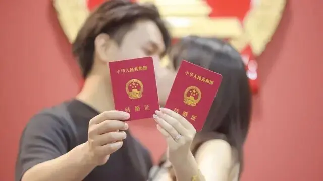 中国单身男陷"闪婚"骗局:在孤独与婚姻焦虑中受害