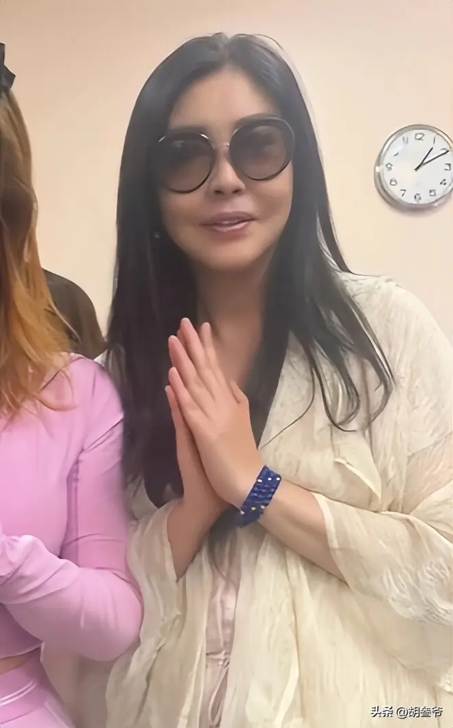 王祖贤7年铁粉宣布脱粉！对女神心寒原因曝光，艾灸店也差评不断