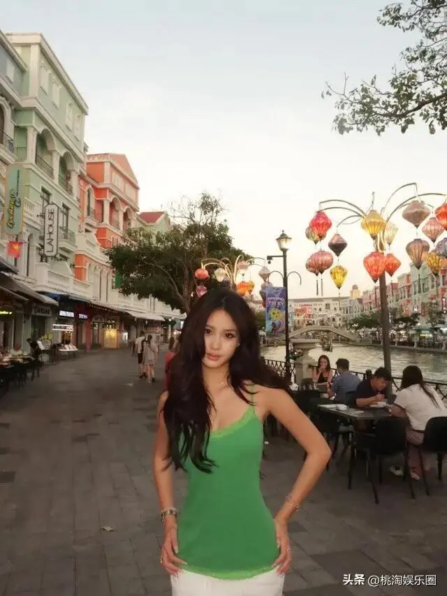 钟丽缇合体林志颖重现16年前旧照，网友吐槽