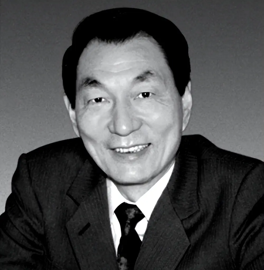 朱镕基的一生：幼年失亲，少年失学，中年失业，晚年得志