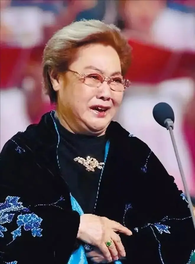 郭兰英退休金有多少?看完她晚年日常,很多人直接沉默
