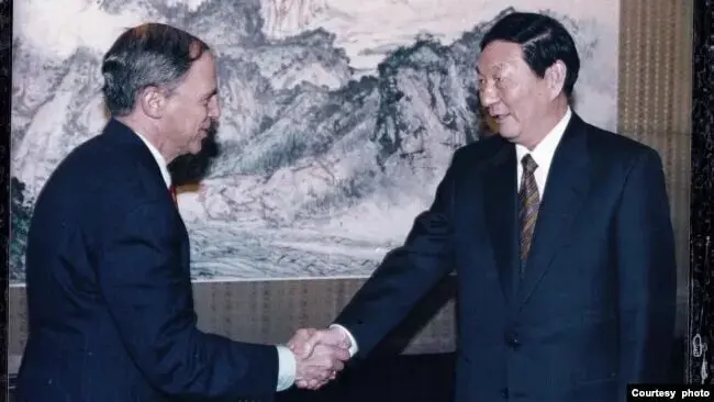 “中共应该改名” 美国学者回忆朱镕基当年的回答
