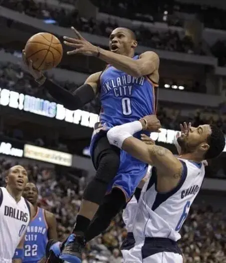 NBA威少退役：那个永远长不大的少年热血