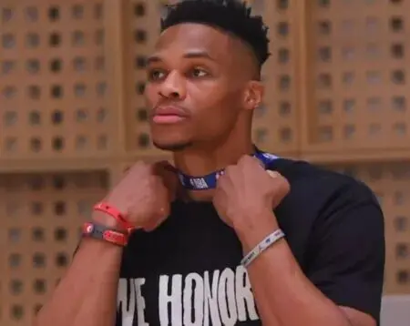 NBA威少退役：那个永远长不大的少年热血