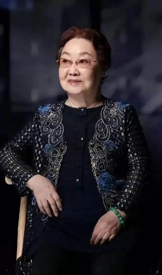 郭兰英退休金有多少?看完她晚年日常,很多人直接沉默