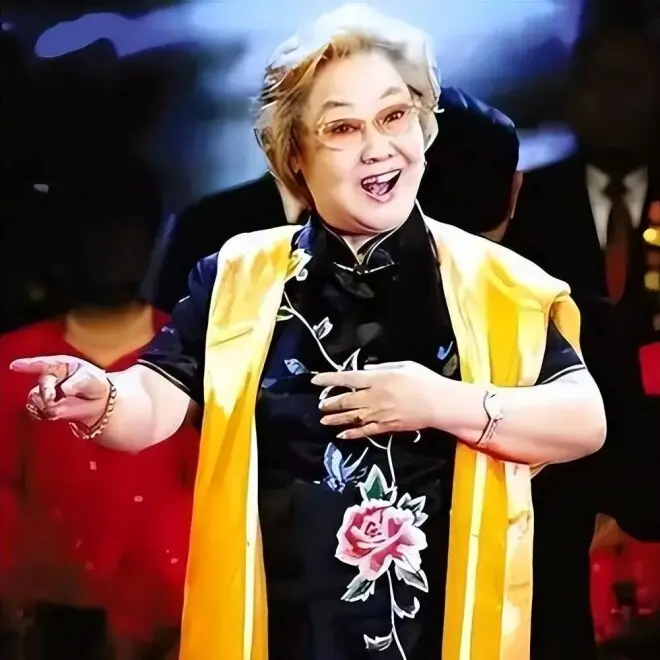 郭兰英退休金有多少?看完她晚年日常,很多人直接沉默