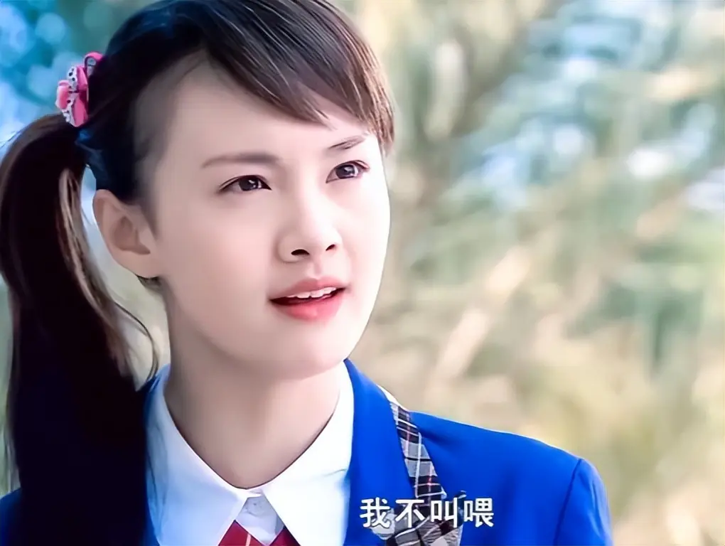 比没钱更糟糕！郑爽美国近况被曝，经济状况被扒，这辈子再难翻身