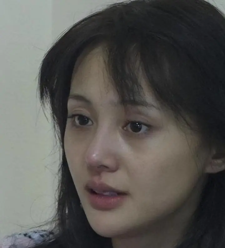 比没钱更糟糕！郑爽美国近况被曝，经济状况被扒，这辈子再难翻身