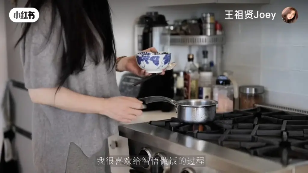 王祖贤要求粉丝专页停更新   外貌常被讨论认难接受负评   传将复出除口罩示人