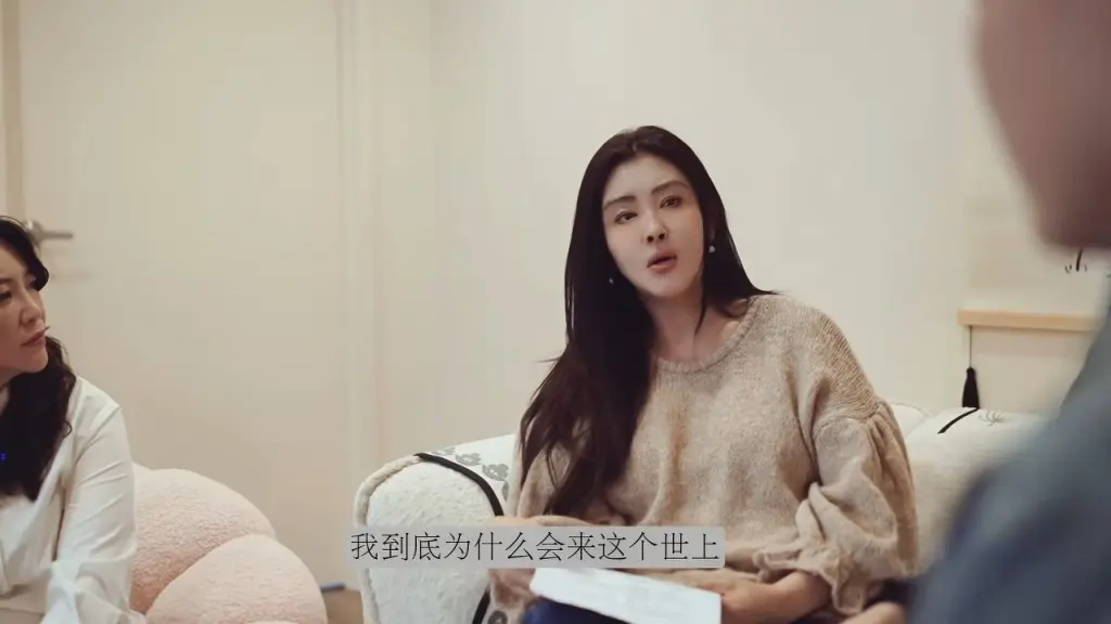 王祖贤要求粉丝专页停更新   外貌常被讨论认难接受负评   传将复出除口罩示人