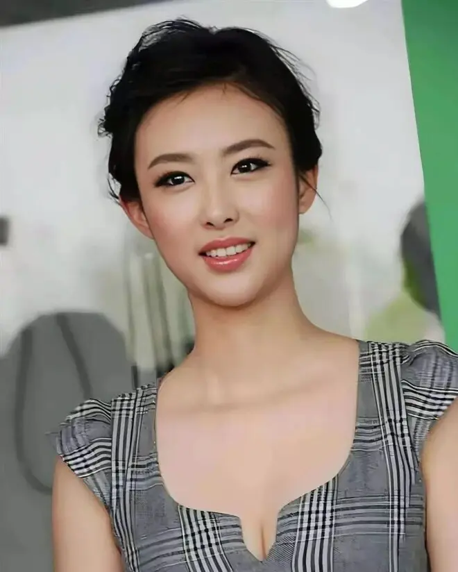 中国第一车模兽兽近照曝光，嫁加拿大富商
