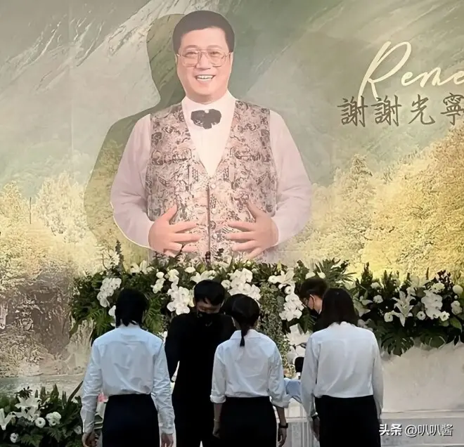 钱多有啥用？萧敬腾自曝与大14岁妻子婚后生活，给少夫老妻提了醒