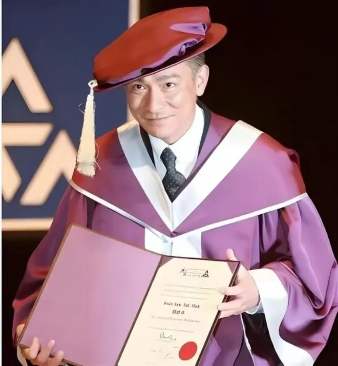 刘德华:以为和朱丽蒨恩爱18年够幸运了,没想到幸福又升级