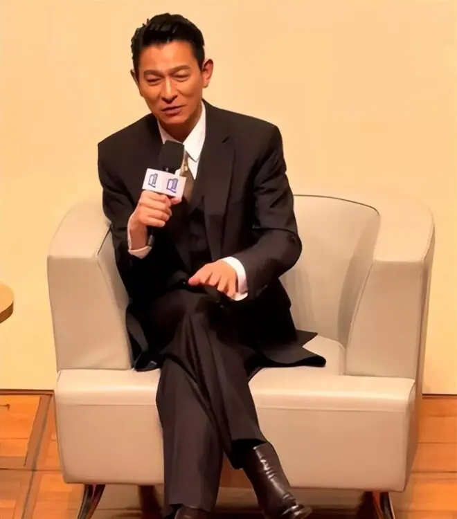 刘德华:以为和朱丽蒨恩爱18年够幸运了,没想到幸福又升级
