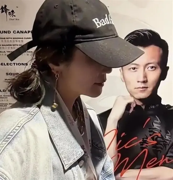 她宁愿单身也不接受谢霆锋,转身嫁豪门生4娃,如今46岁