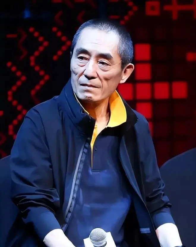 长得太美被导演占为己有,25岁生3个,现在个个都给她争光