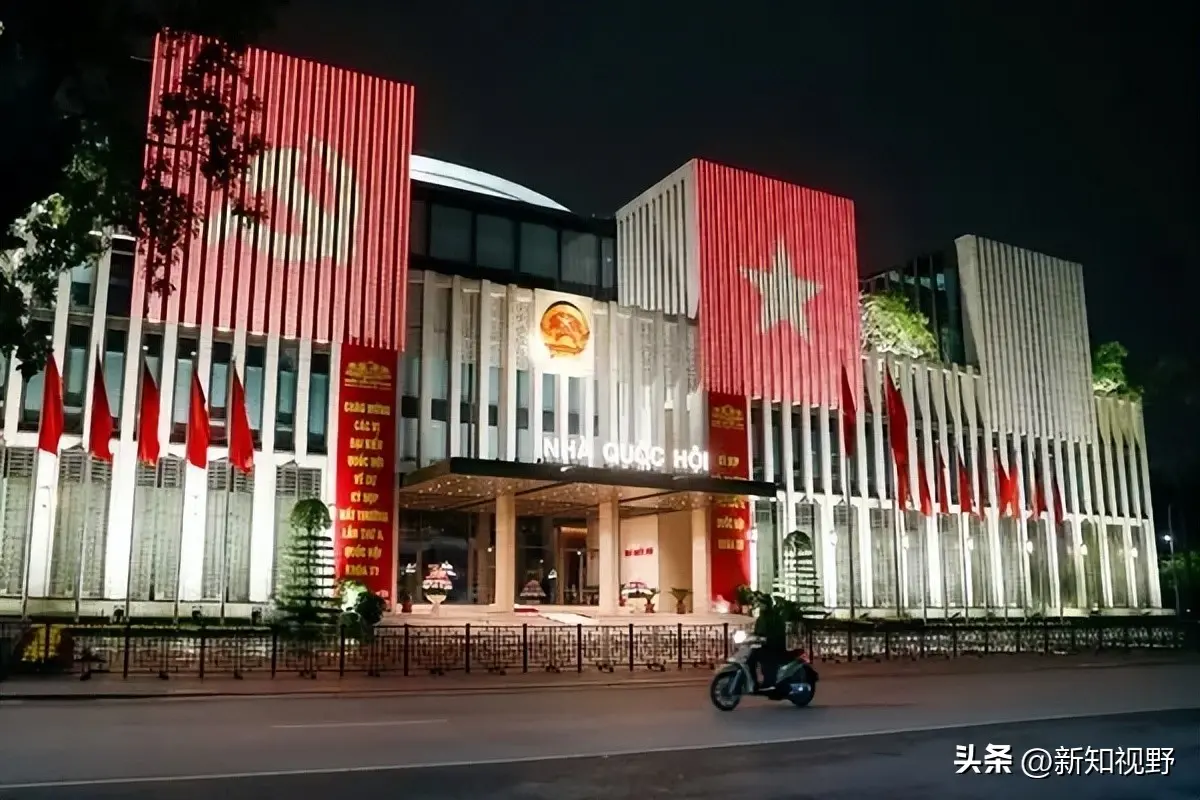 越南前高官撞死少女细节曝光，部长夫人竟在现场弃人不顾？