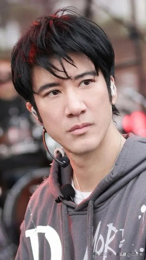 事实证明，离婚后只玩高端局的王力宏，早已是前妻高攀不起的存在