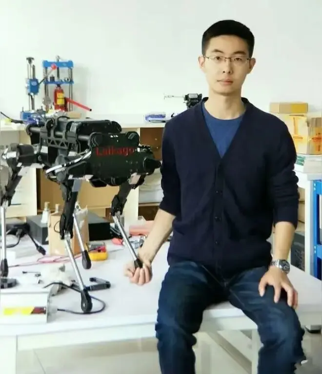 90后新首富：英语28分，身价1300亿....
