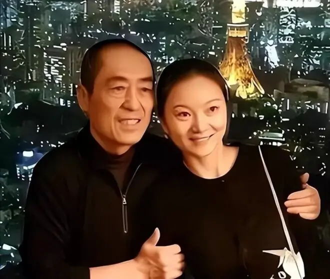 长得太美被导演占为己有,25岁生3个,现在个个都给她争光