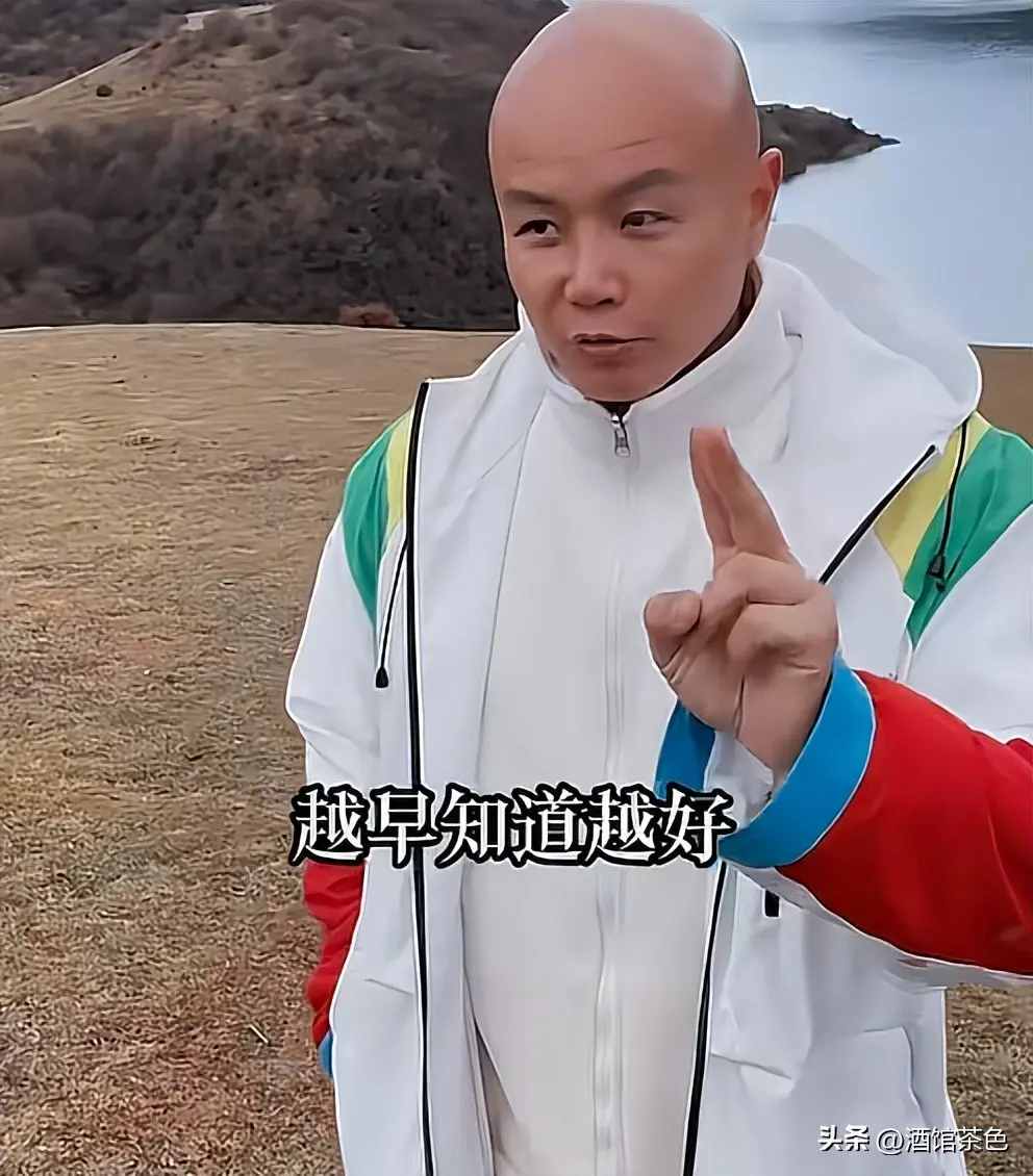 乐嘉近况曝光！51岁身材壮硕，隐居在云南小镇，和女儿相依为命