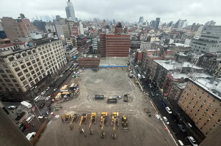 纽约中国城要建16层“摩天监狱”!居民争议不断