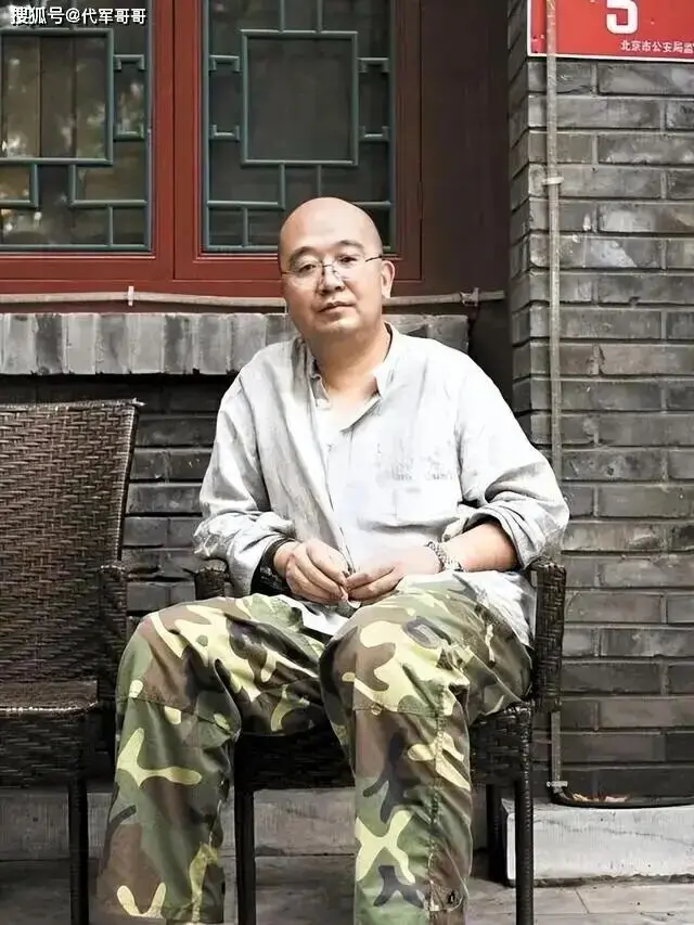 65岁著名战地记者唐师曾病逝！与妻子离婚多年，母亲三月前刚离世