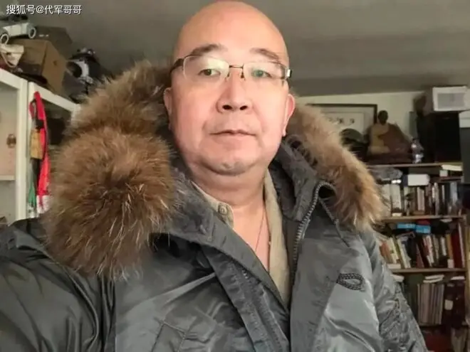 65岁著名战地记者唐师曾病逝！与妻子离婚多年，母亲三月前刚离世