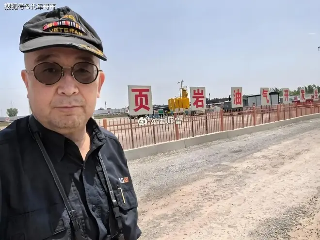 65岁著名战地记者唐师曾病逝！与妻子离婚多年，母亲三月前刚离世