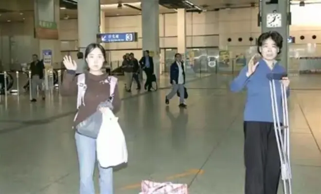 曾为嫁刘德华逼父卖肾、跳海自尽的女人，现在过得如何