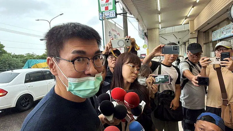 赵建铭：当初陈幸妤逼我离婚现又讲挽回 莫名其妙