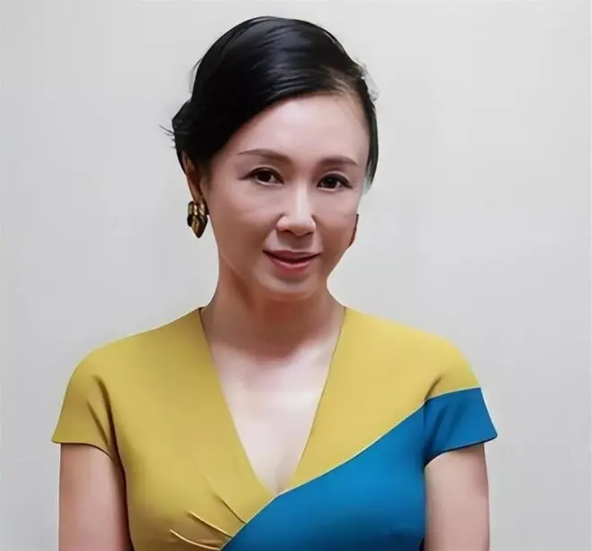 她曾是国民女神,36岁离婚59岁丧子,如今孤独终老