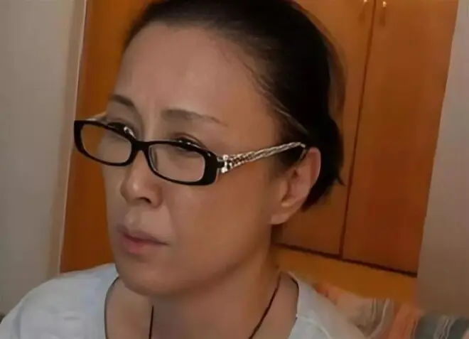她曾是国民女神,36岁离婚59岁丧子,如今孤独终老