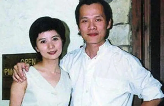 朴树疑陷五角恋，丁克的明星，各有各的难言之隐？