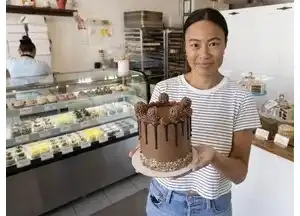 大明星买蛋糕想免单 温哥华面包店直接拒绝