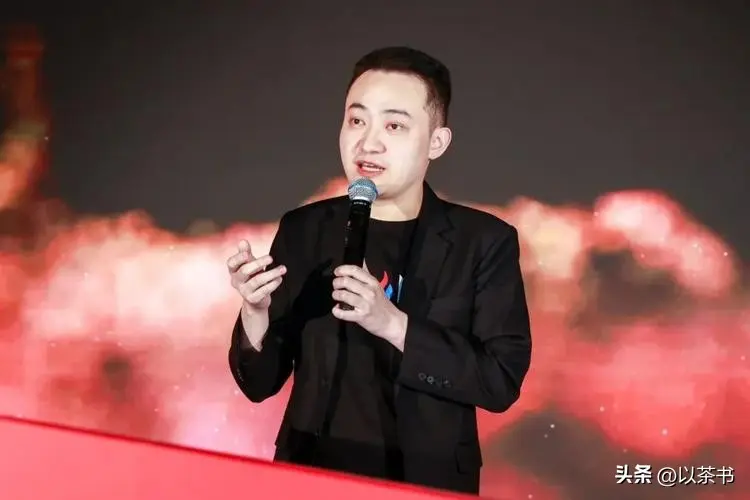 原来他们是孙宇晨父母，背景强大身份不一般，难怪儿子敢曝光景甜