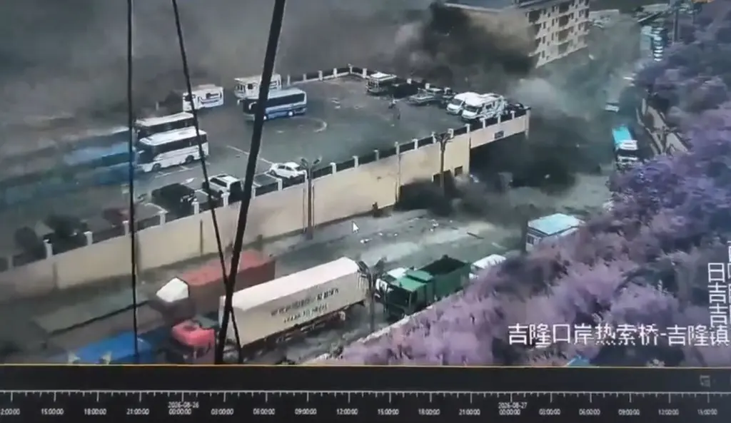 西藏泥石流︱中尼两国582人遇难逾2900人失踪 红十字会：9.3万人受灾︱持续更新