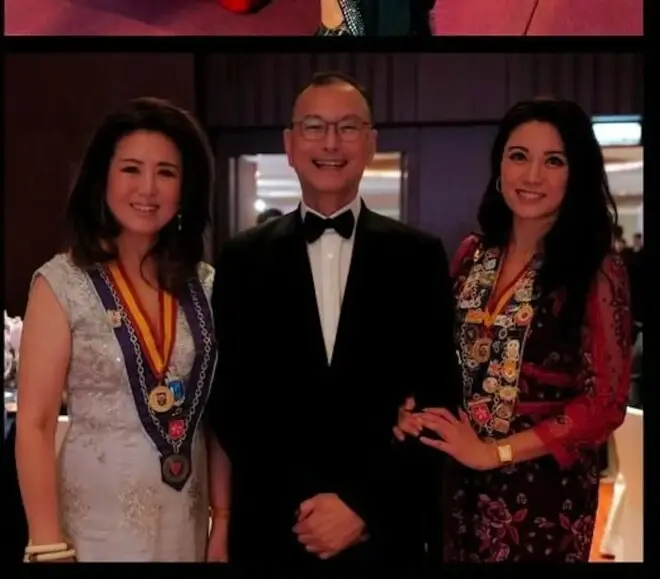 香港知名女星传恋70岁百亿富商,街头背普通帆布袋