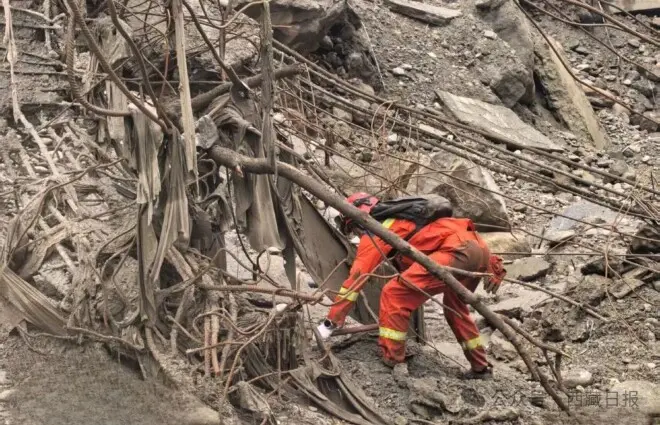 痛心！吉隆口岸建筑只剩钢筋骨架.....