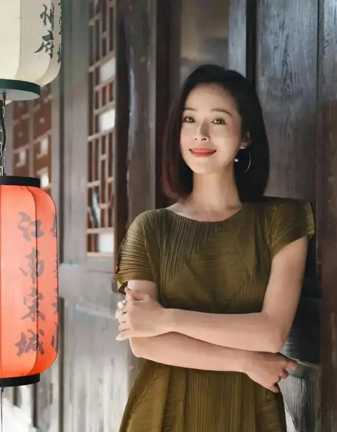 江一燕综艺自爆离婚，真相不能全靠网上猜测