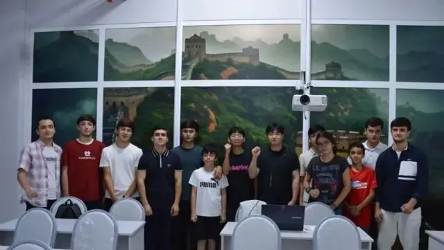 BBC：塔吉克斯坦年轻人之间缘何兴起"汉语热"？