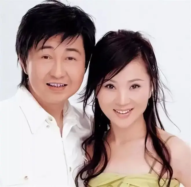 65岁的付笛生：住北京四合院，妻子冻龄似少女