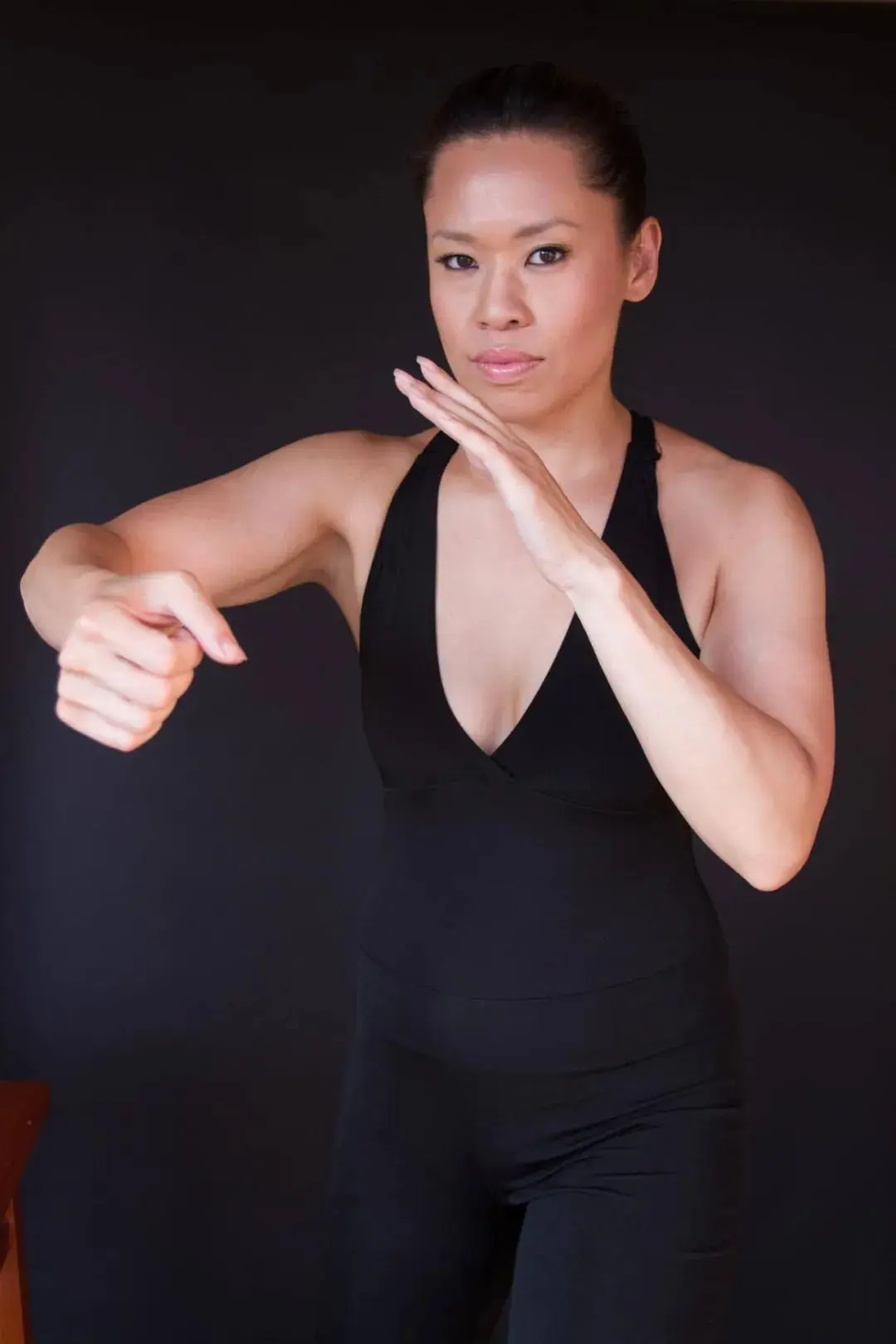 83岁奥斯卡影帝跟3岁女儿合影，女儿是中美混血！