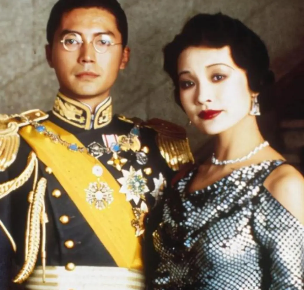 离婚 47 年后，74 岁尊龙现状曝光，隐居加拿大深山，没后代也不社交
