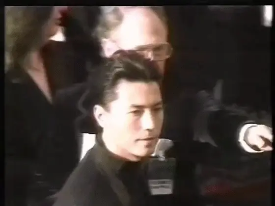 离婚 47 年后，74 岁尊龙现状曝光，隐居加拿大深山，没后代也不社交